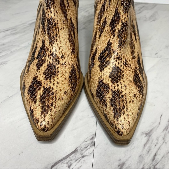 New! Vince Camuto Gigietta Print Bootie 9.5 - Picture 9 of 13